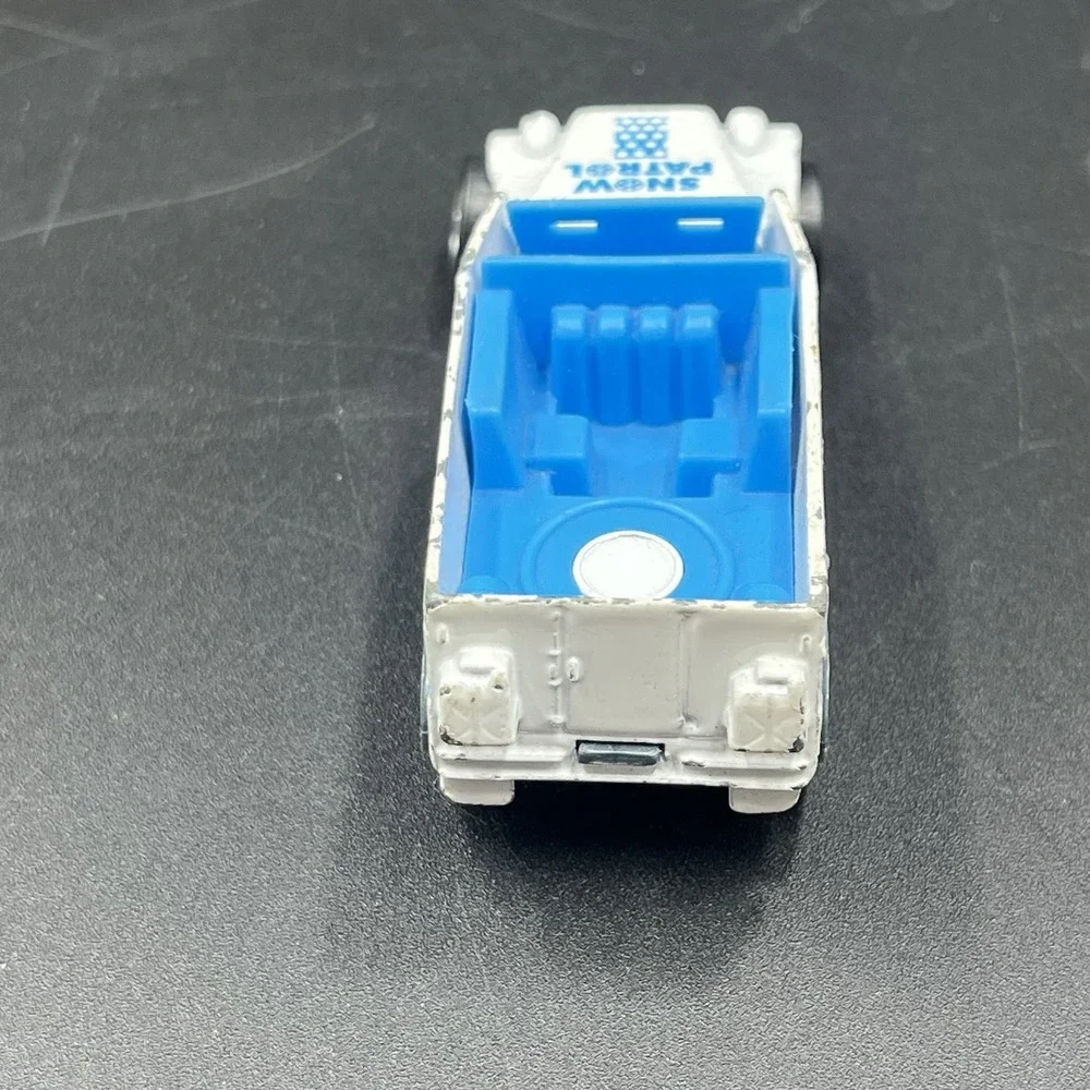 Vintage 1974‎ Hot Wheels Snow Patrol Truck White With Decals 1:64 Scale